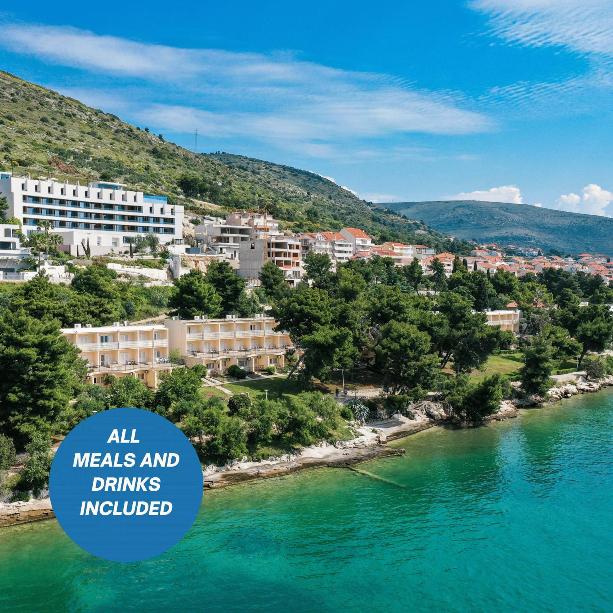 Val Hotel