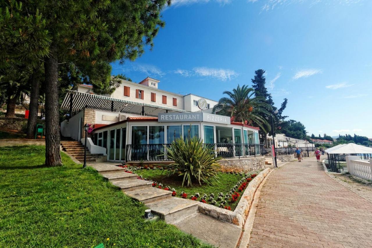 Hotel Val 3*